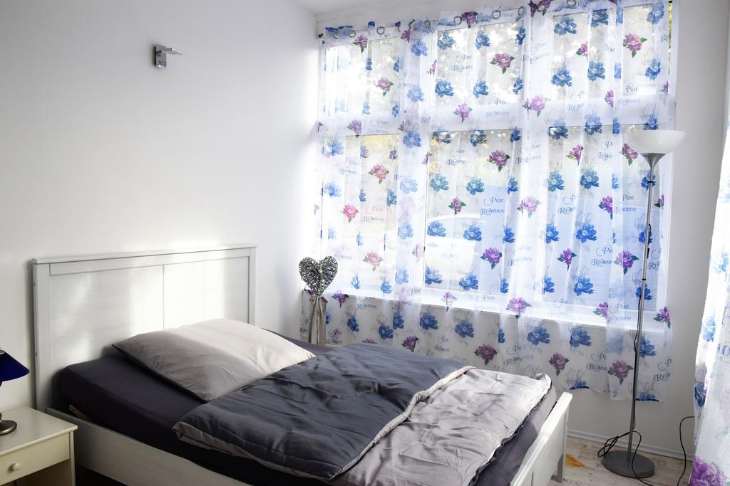 Urlaub Im Wintergarten Rostock-Lichtenhagen-Dorf Apartment Luaran gambar